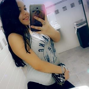 Meet your Posher, Carolina